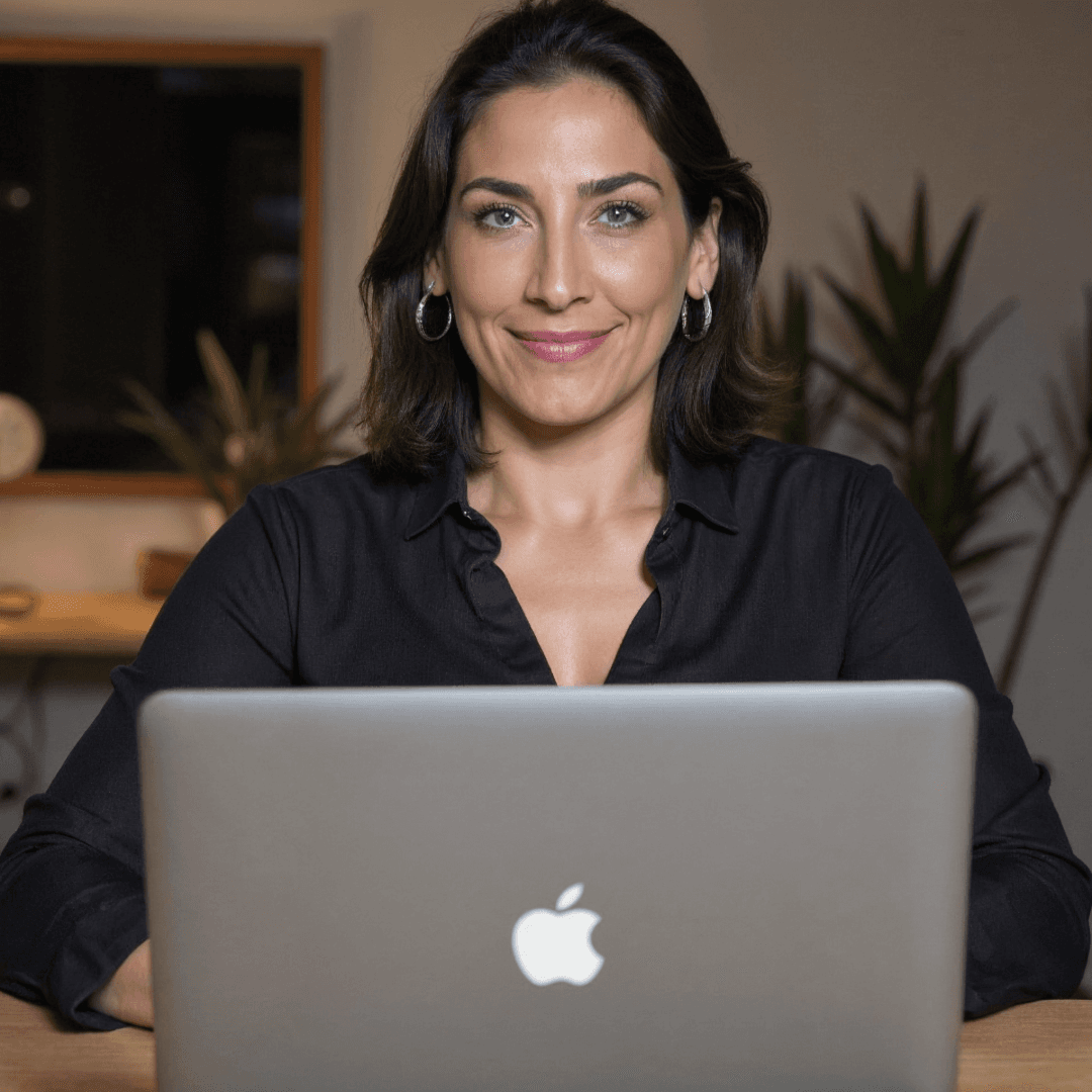 Paola Javiera - Consultora en Marketing Digital e IA